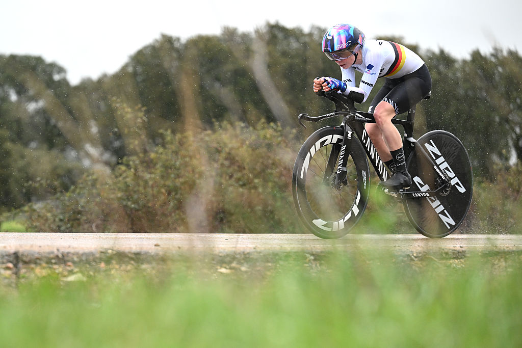 Antonia Niedermaier (CANYON//SRAM zondacrypto) during stage 1 of the 2026 Vuelta Extremadura Feminas in Herrera del Duque, Spain. (Photo by Antonio Baixauli/Getty Images)