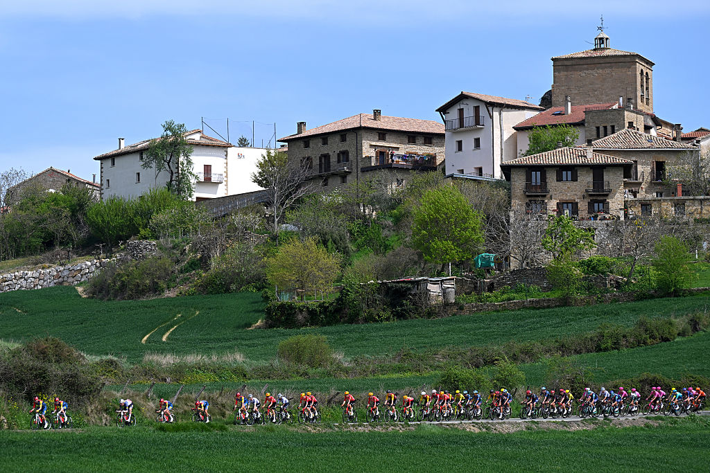 CUEVAS DE MENDUKILO, SPAIN - APRIL 07: A general view of the peloton competing during the 65th Itzulia Basque Country 2026, Stage 2 a 164.1km stage from Pamplona-Iruna to Cuevas de Mendukilo 757m / #UCIWT / on April 07, 2026 in Cuevas de Mendukilo, Spain. (Photo by Tim de Waele/Getty Images)