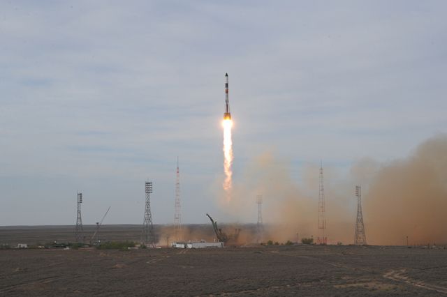 Russian Cargo Ship En Route to Space Station | Space