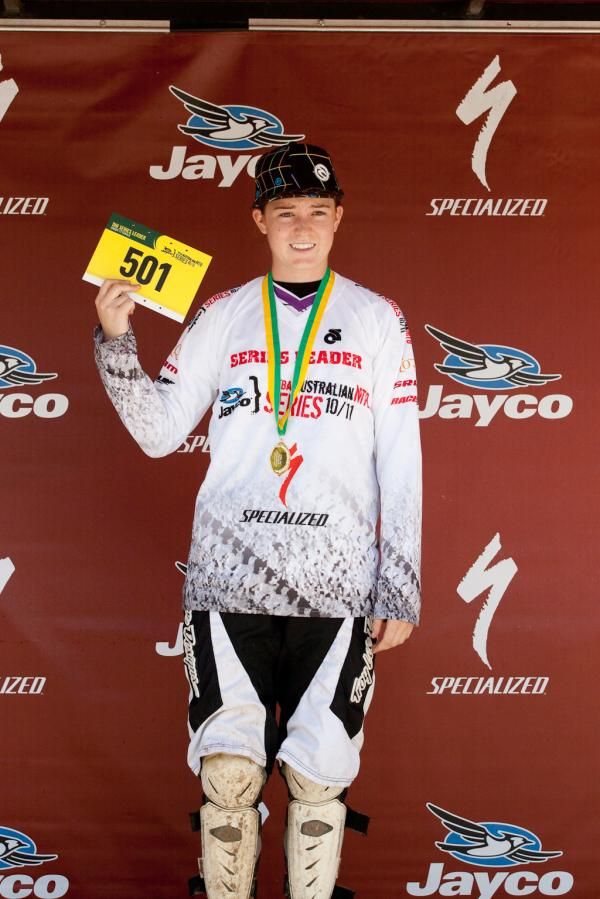 Under 17 women's podium
