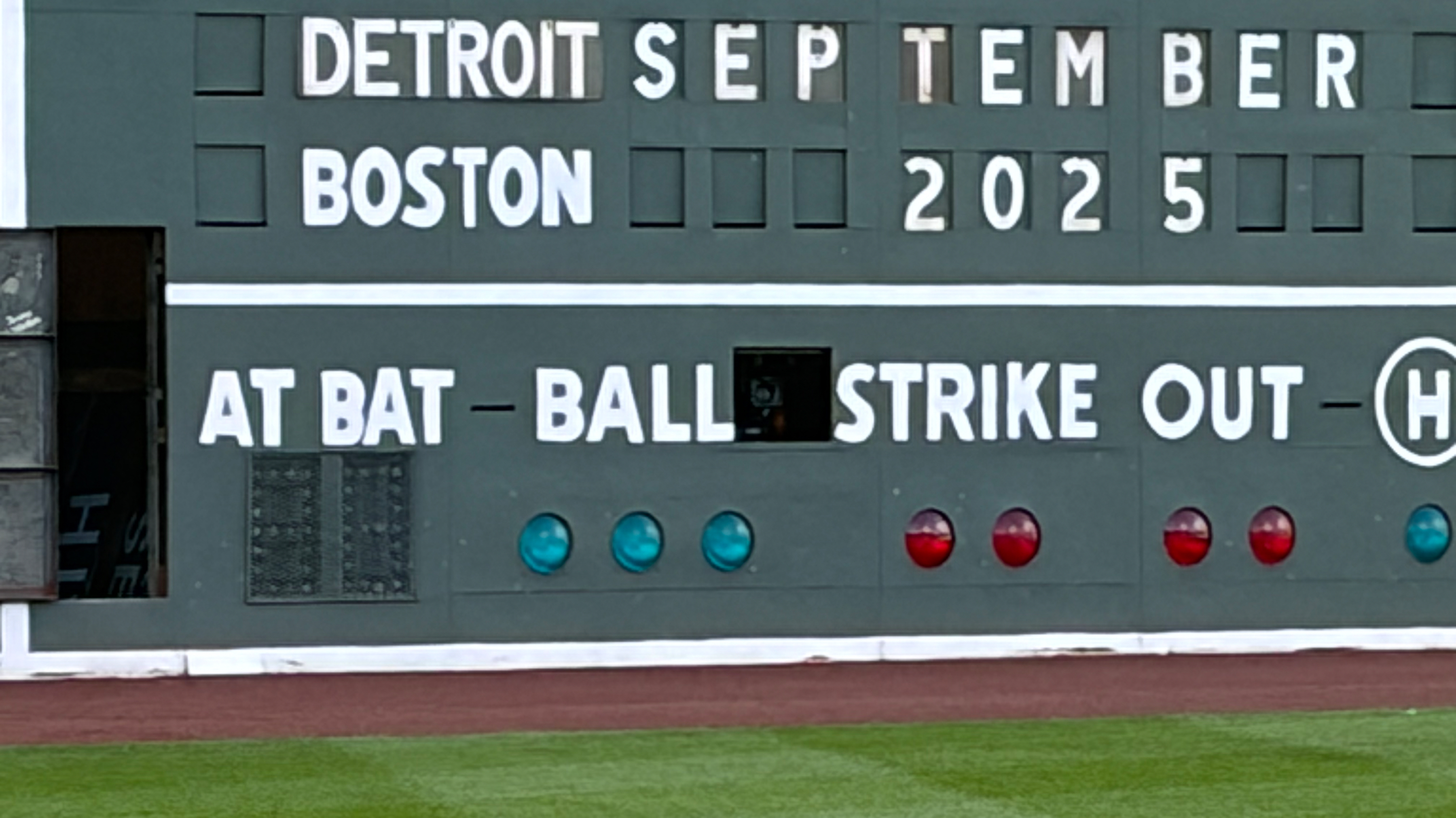 Apple Friday Night Baseball Shot on iPhone 17 (9/26/25 at Fenway Park)