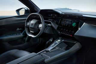 Peugeot 408 steering wheel and dash