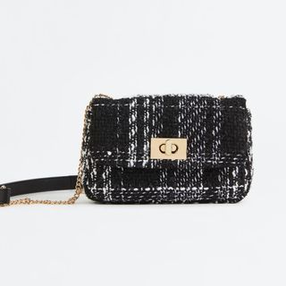 I'm certain this H&M Chanel bag lookalike will sell out by Sunday ...