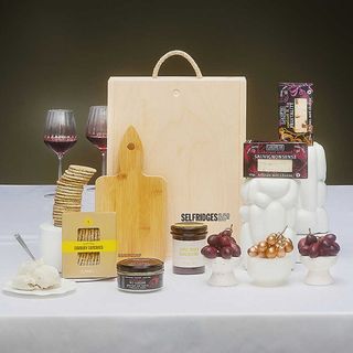 Mini Vegan Cheese Board gift box with 6 items included