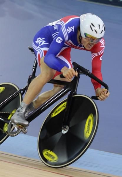 Ben Swift (GB) in the men&sup1;s omnium flying lap