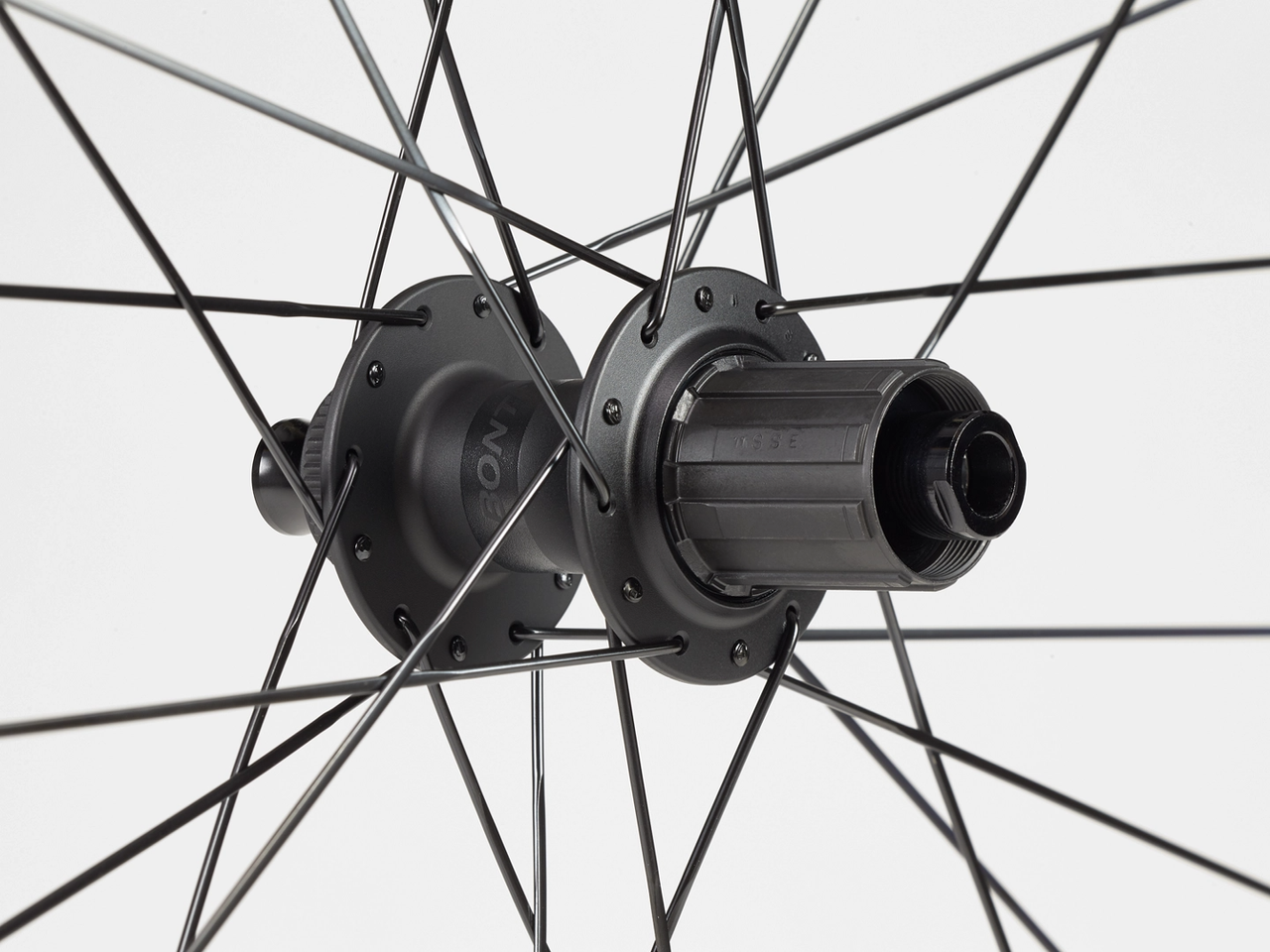 Bontrager Aeolus Elite 35 wheels hubs