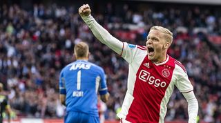 Donny van de Beek Ajax