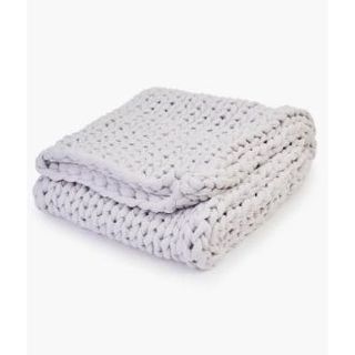 White knit weighted blanket