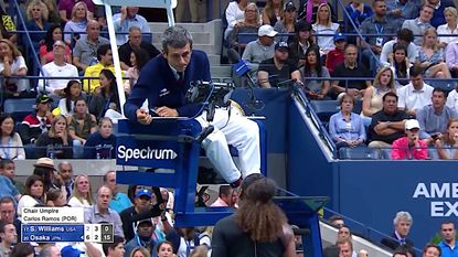 Serena Williams argues with chair umpire Carlos Ramos