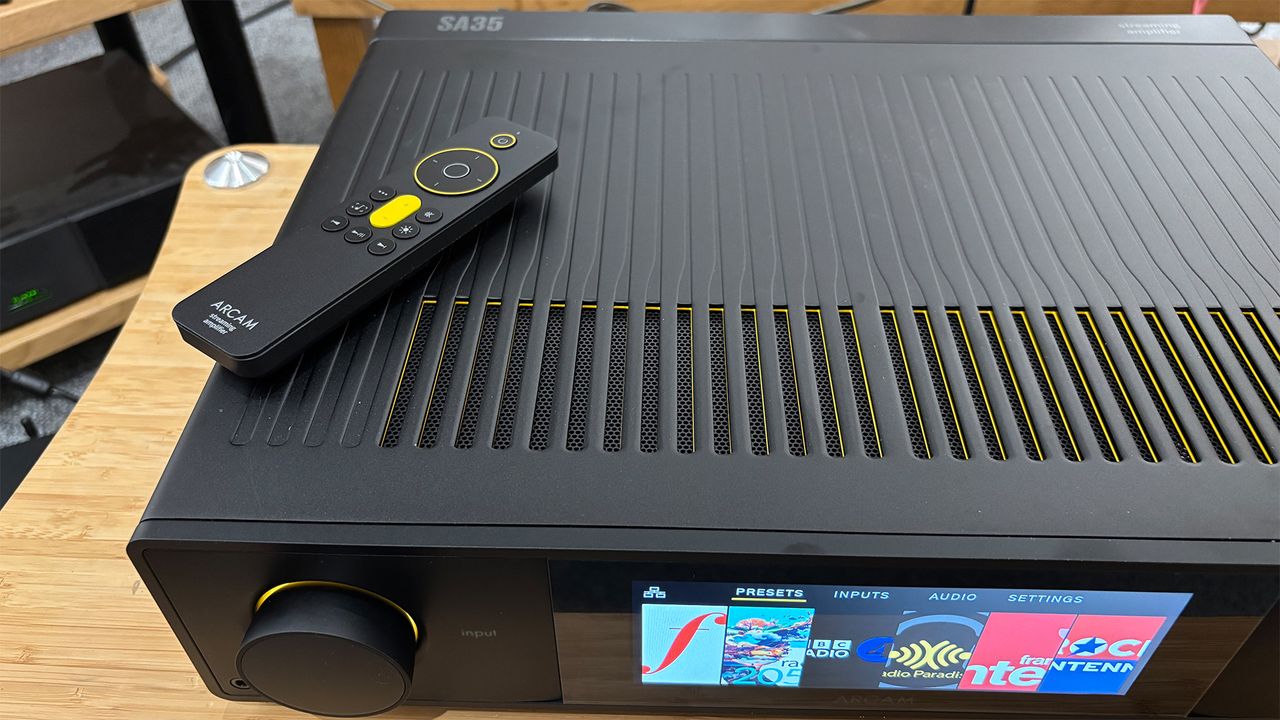 Arcam SA35 music streamer