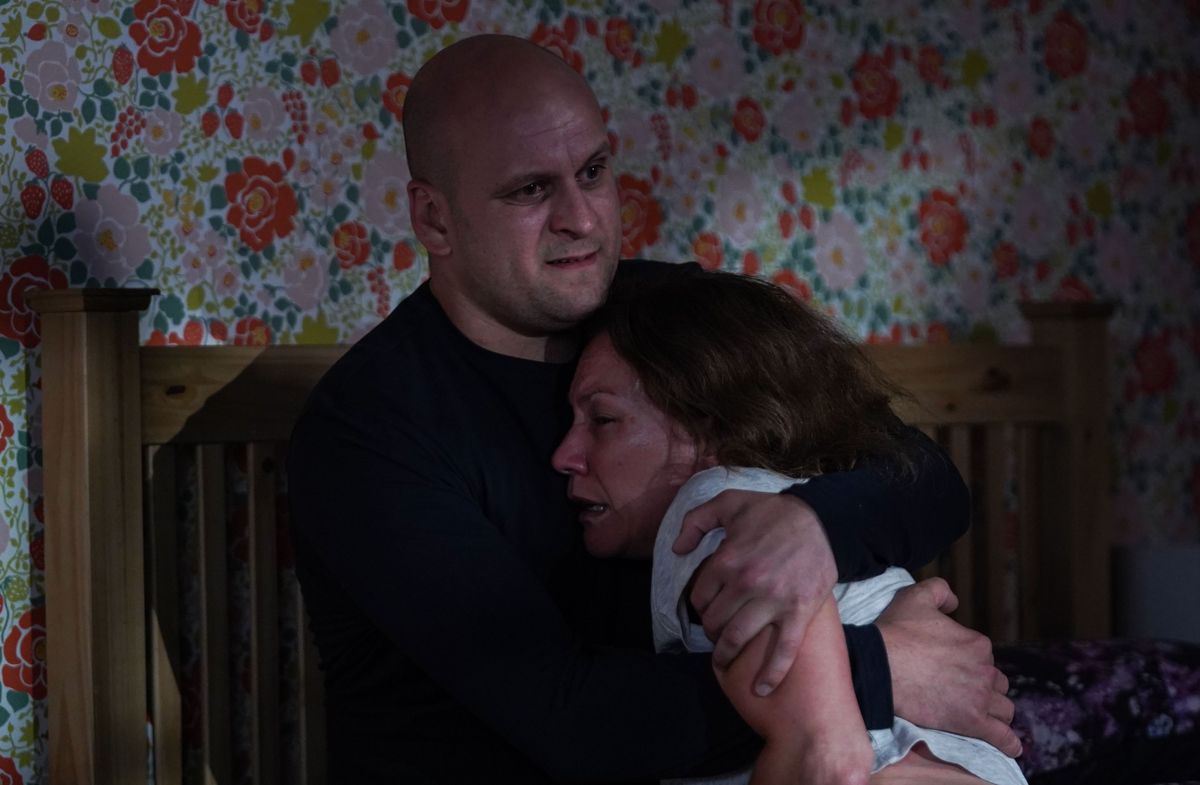 EastEnders Stuart tries to help Rainie in Eastenders