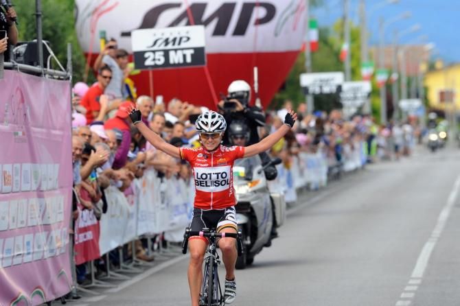 Emma Pooley (Lotto Belisol) soloed to the win with 15 seconds to spare