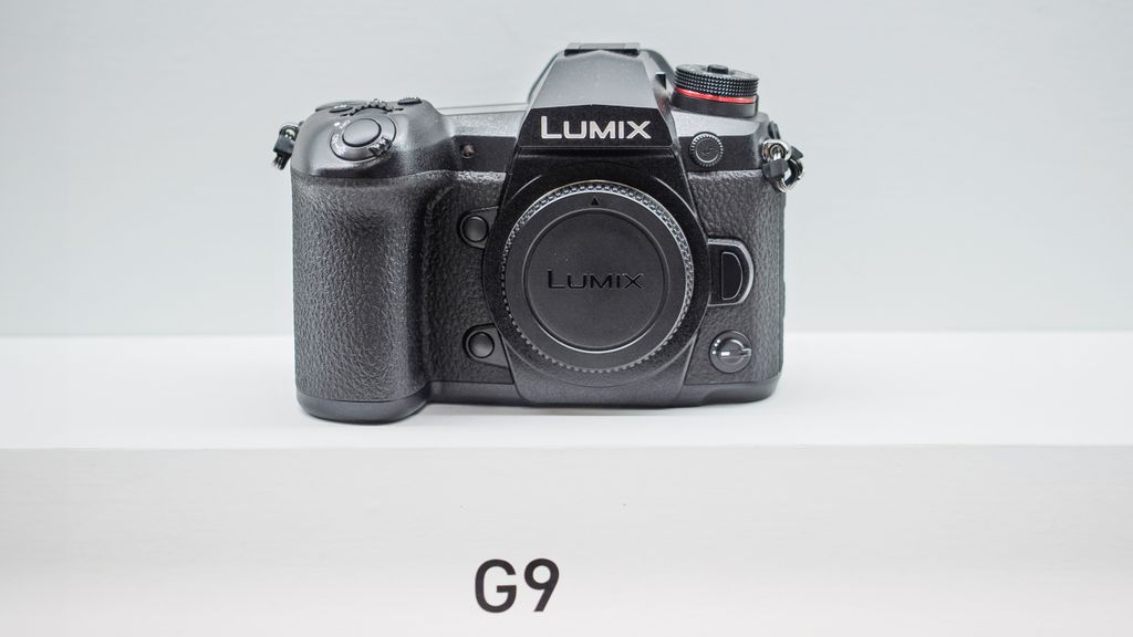 13 world-first cameras from Panasonic, from the first ever mirrorless ...