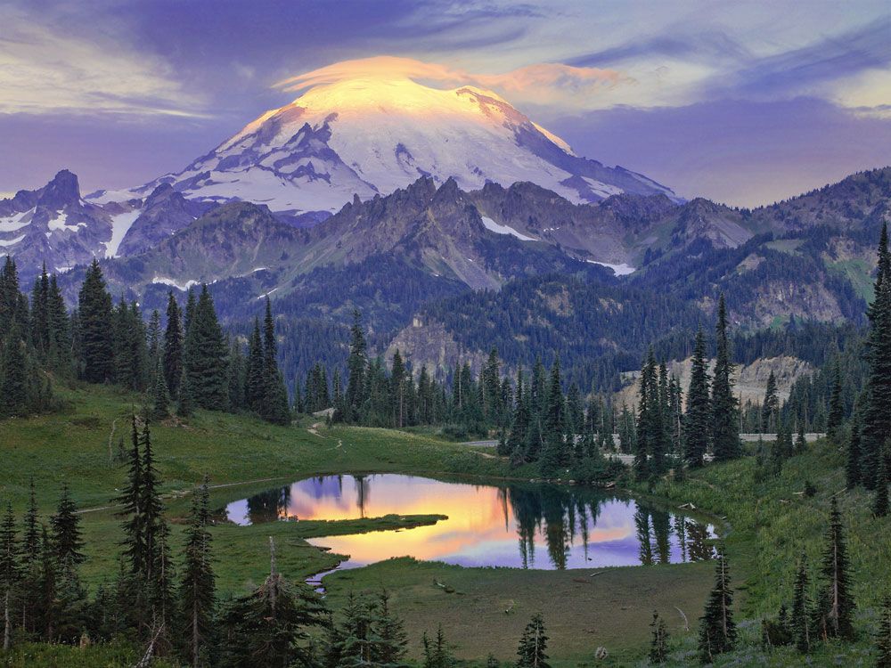 Mount Rainier at sunrise