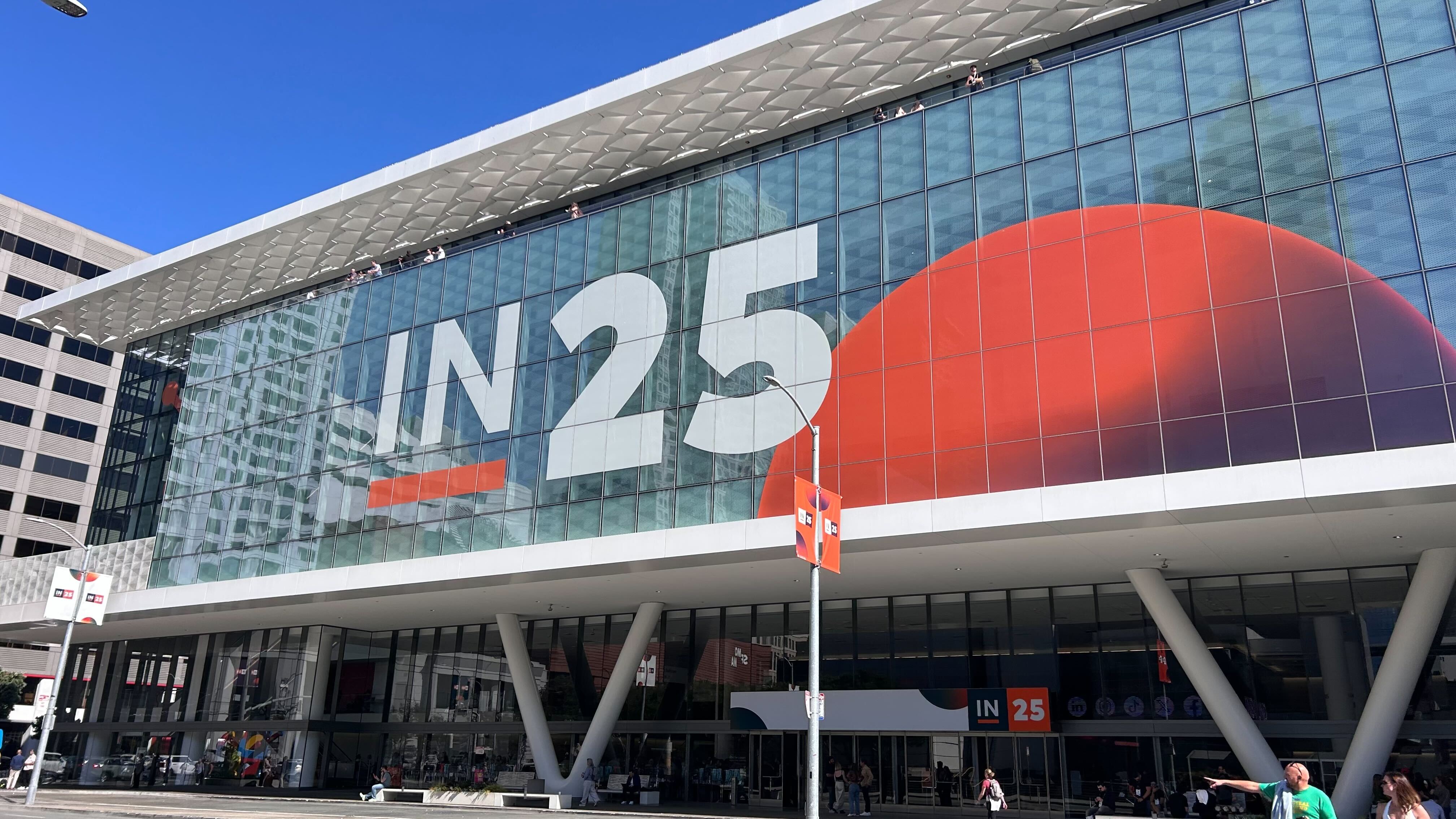 Inbound 2025 Hubspot sign