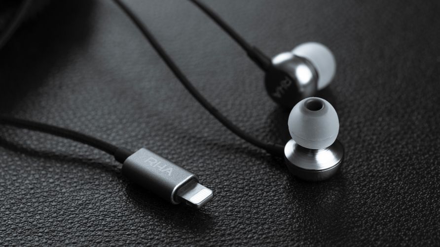 Sony's new headphones adopt WH-1000XM5 technology for less than half the  price