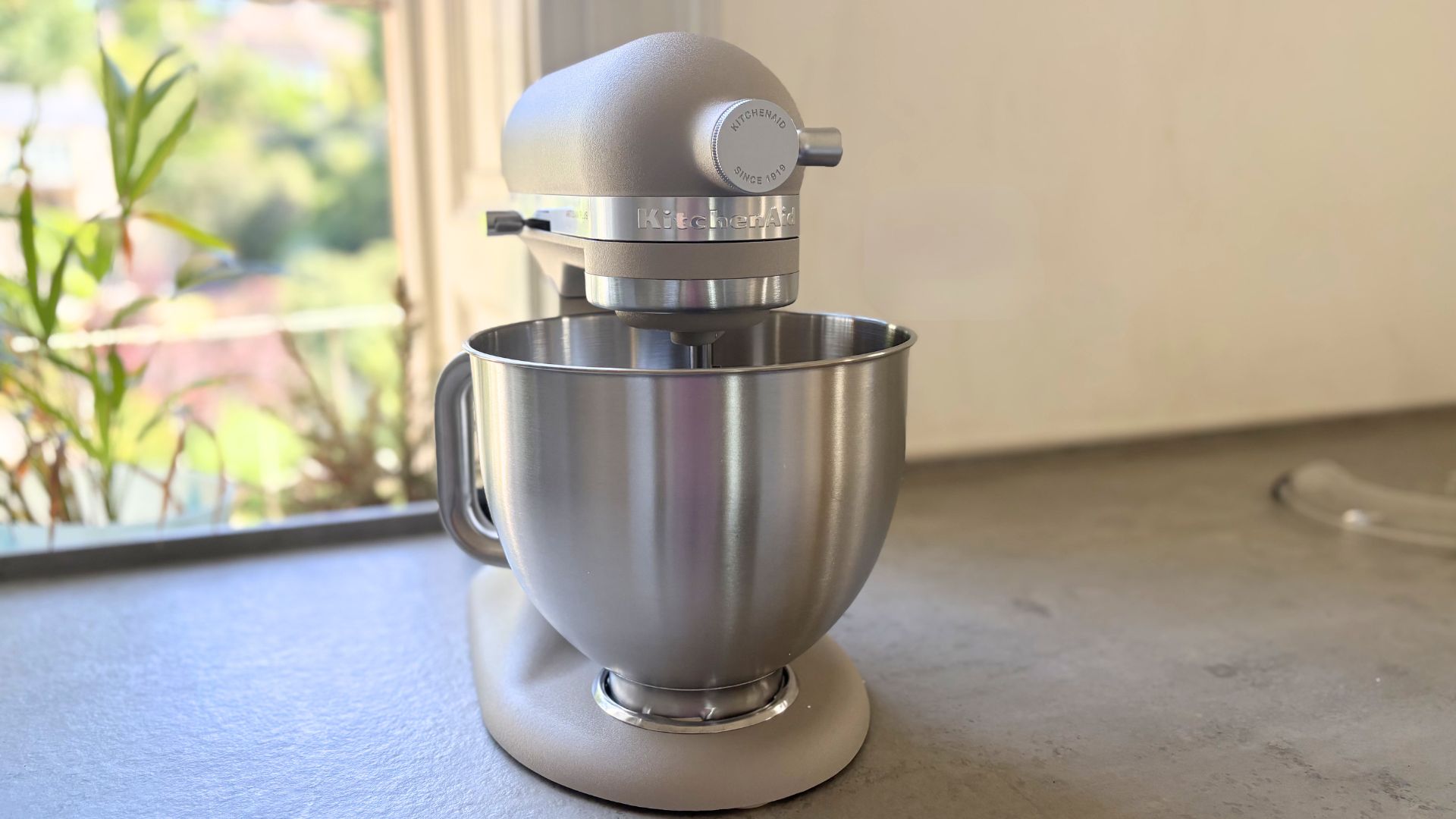 Testing the KitchenAid Artisan Plus Stand Mixer on the counter