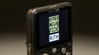 Close up of Kith Super Pocket screen.