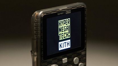 Close up of Kith Super Pocket screen.