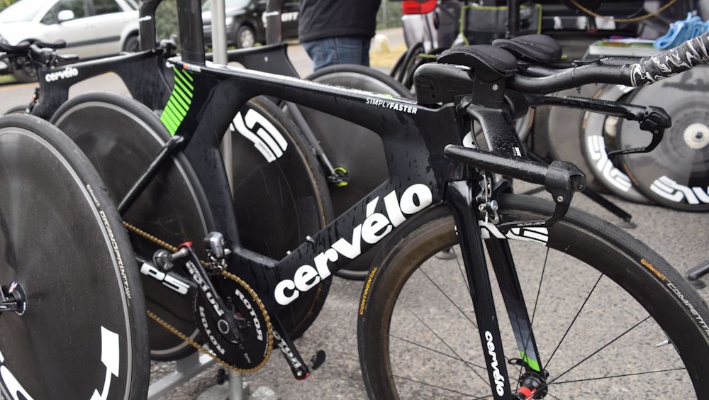 There was only one Cervelo P5 on show in the 2017 Dimension Data colourway