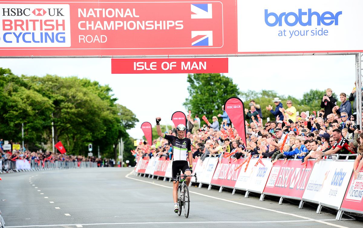 Steve Cummings comes across the line win British road nationals