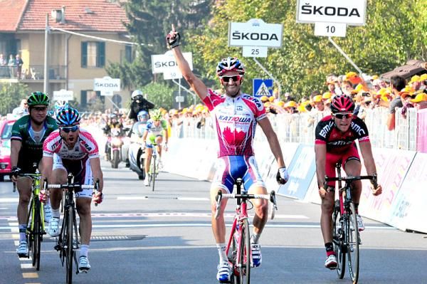 Dani Moreno (Katusha) out-foxed Greg Van Avermaet (BMC) to win Gran Piemonte