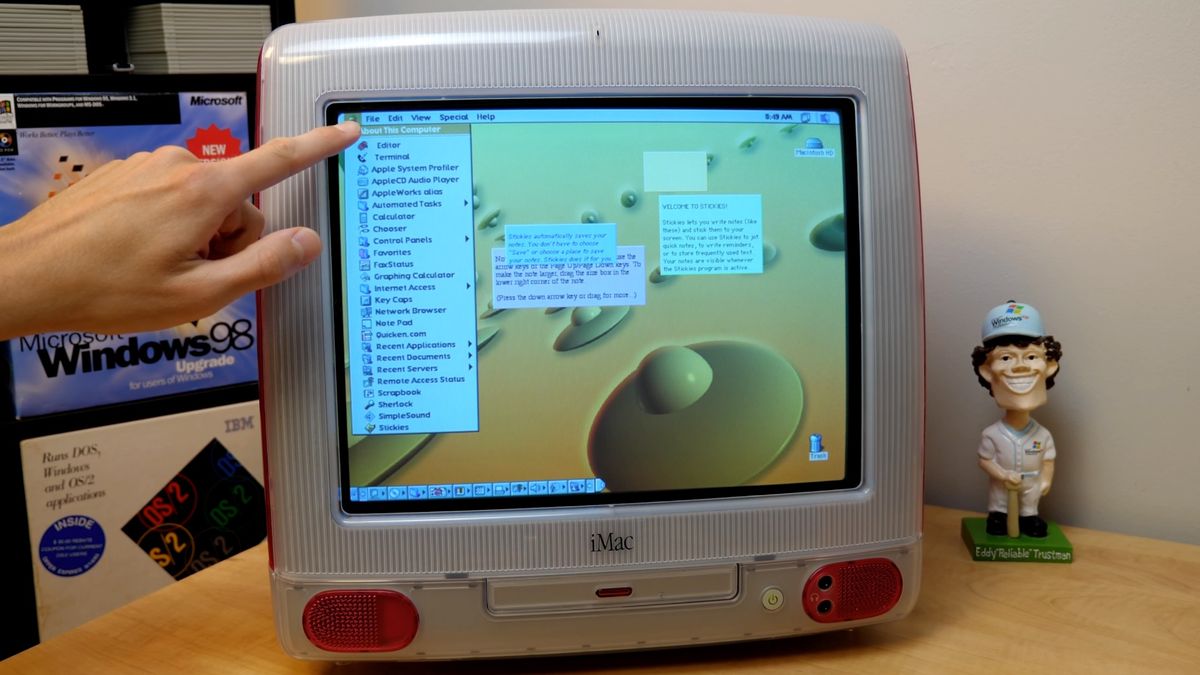 Read more about the article This touchscreen iMac G3 prototype from 1999 is each bit as superior because it sounds