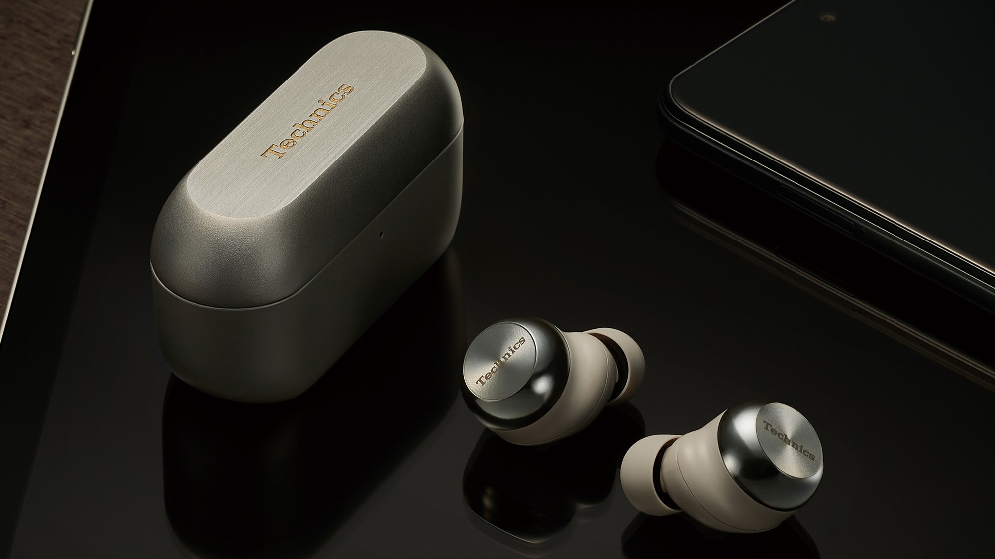 Technics EAH-AZ100 earbuds