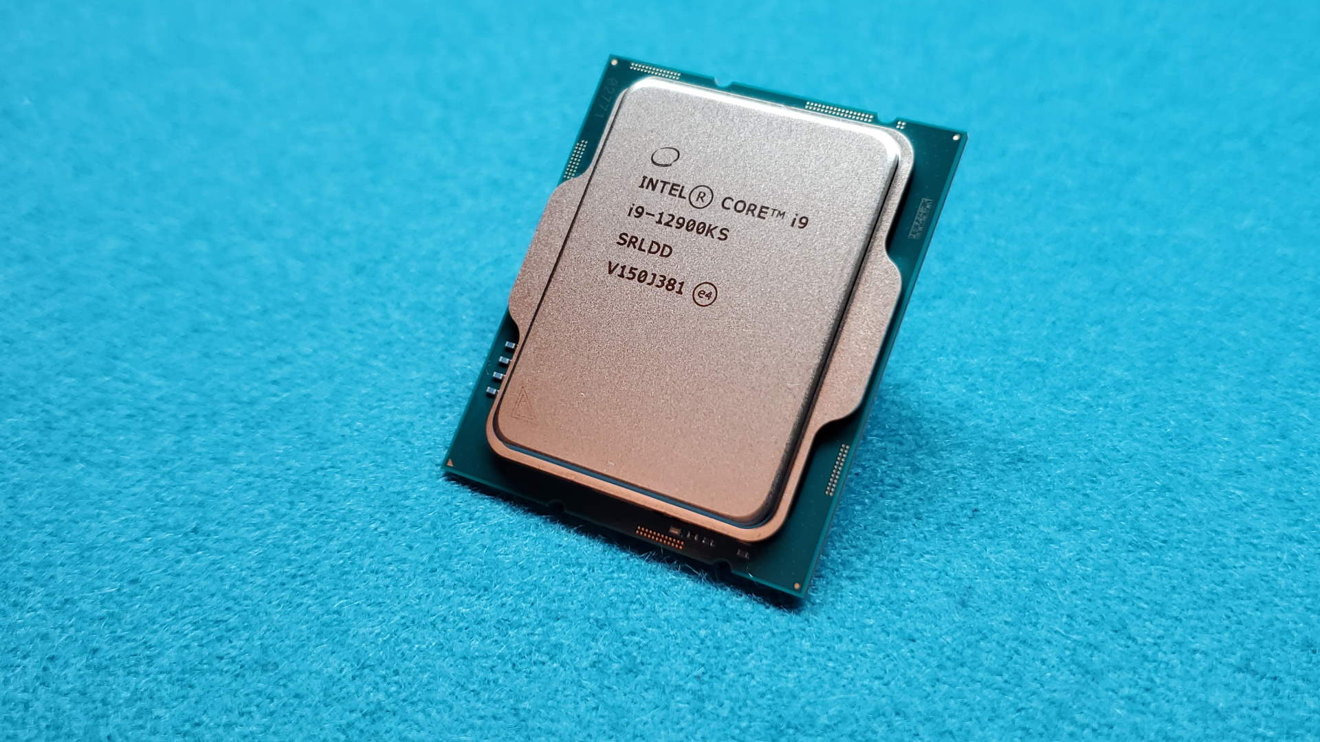 Intel Core i9-12900KS (3.4 Ghz / 5.5 Ghz)