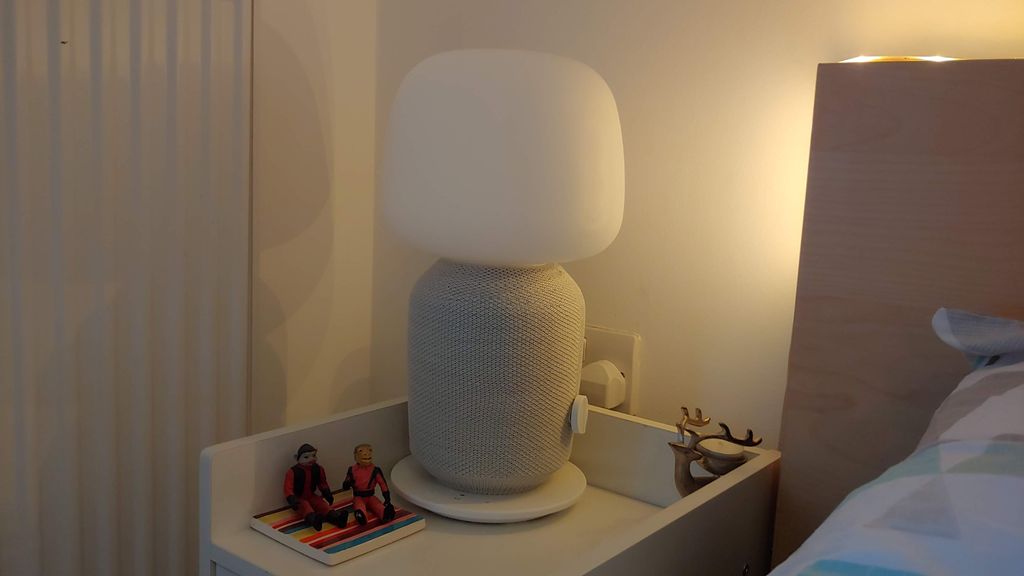 Sonos IKEA Symfonisk lamp speaker vs bookshelf speaker which is best