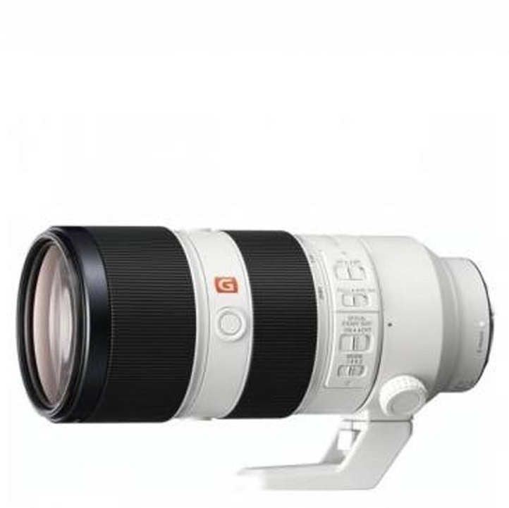 Sony FE 70-200mm f:2.8 G Master OSS on a white background