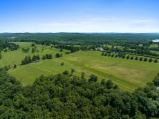 Stonwall Farm, Granite Springs, NY. Photo credit: Carlos Marques / Marcott Studios