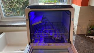 Image shows the HAVA Countertop Dishwasher.
