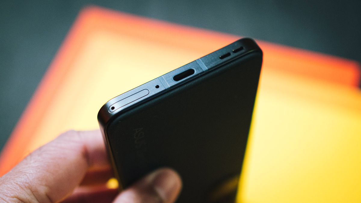 ASUS Zenfone 9 review