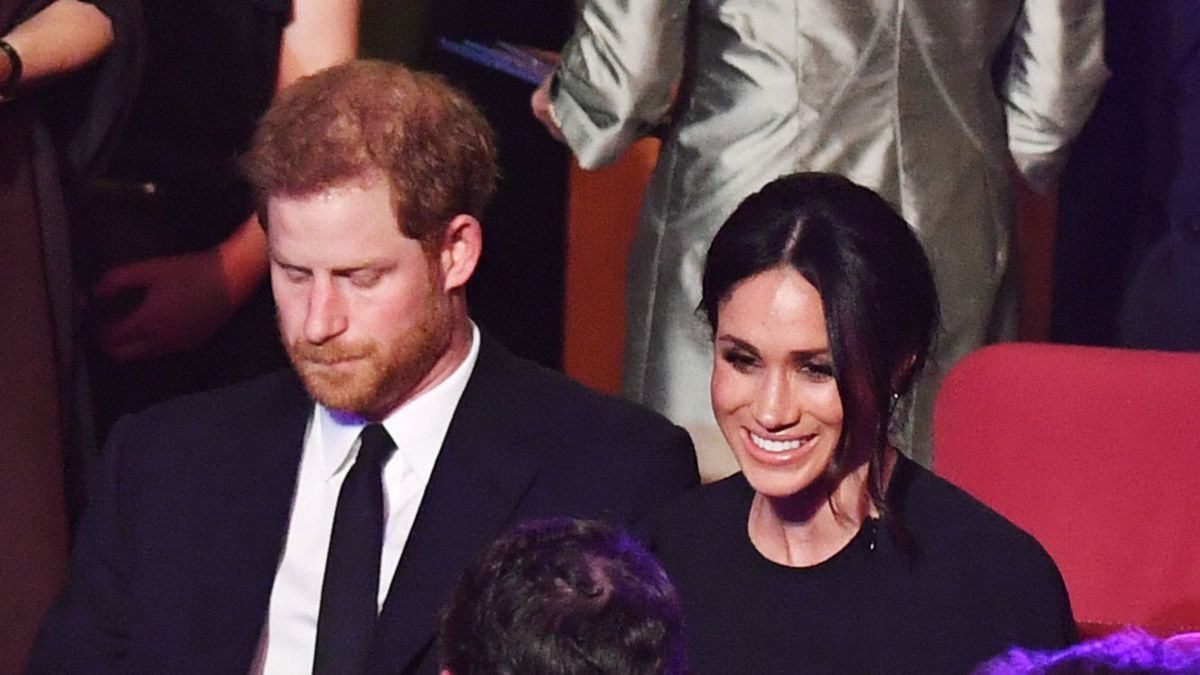 Meghan and Harry's date night in California at music gig under the ...