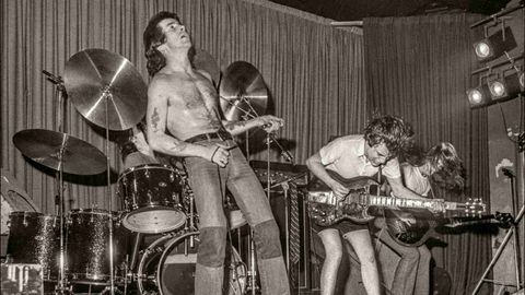 AC/DC: the story of the ’74 Jailbreak EP | Louder