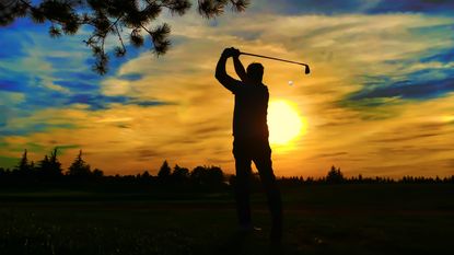 32 Reasons To Love Evening Golf - Golfer in sunset