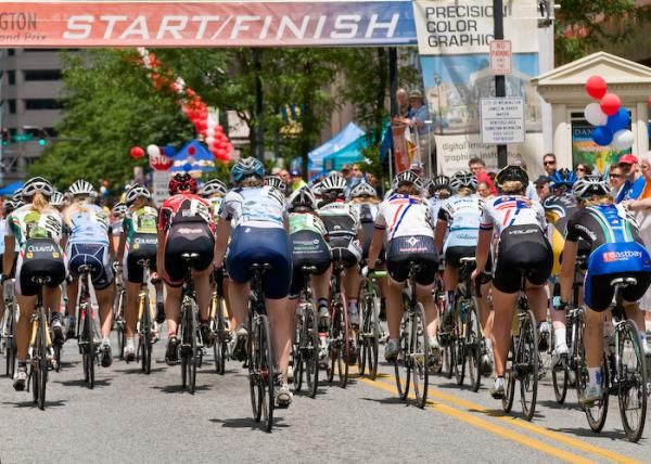 The women's peloton in action.