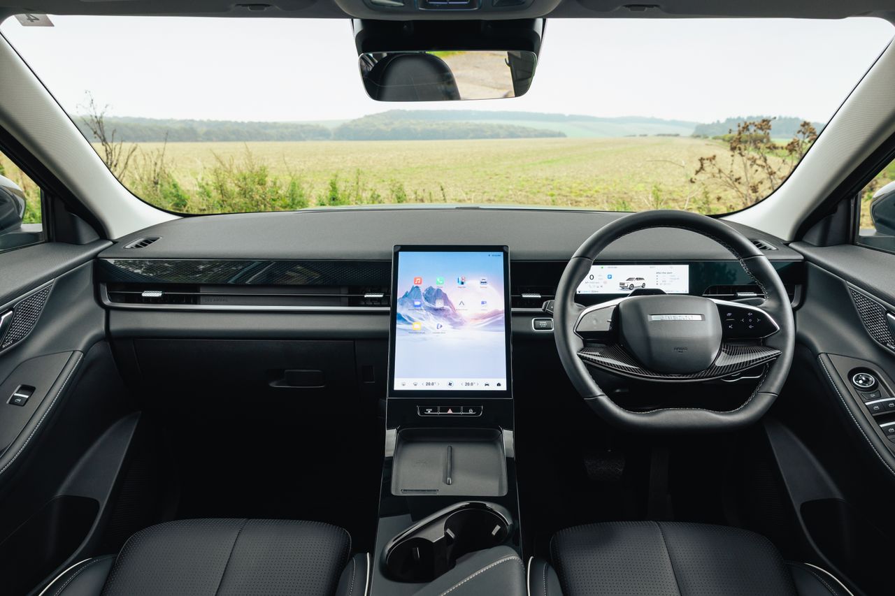 Interior shots of the Jaecoo 5, showing the boot, seats, screen and driving position