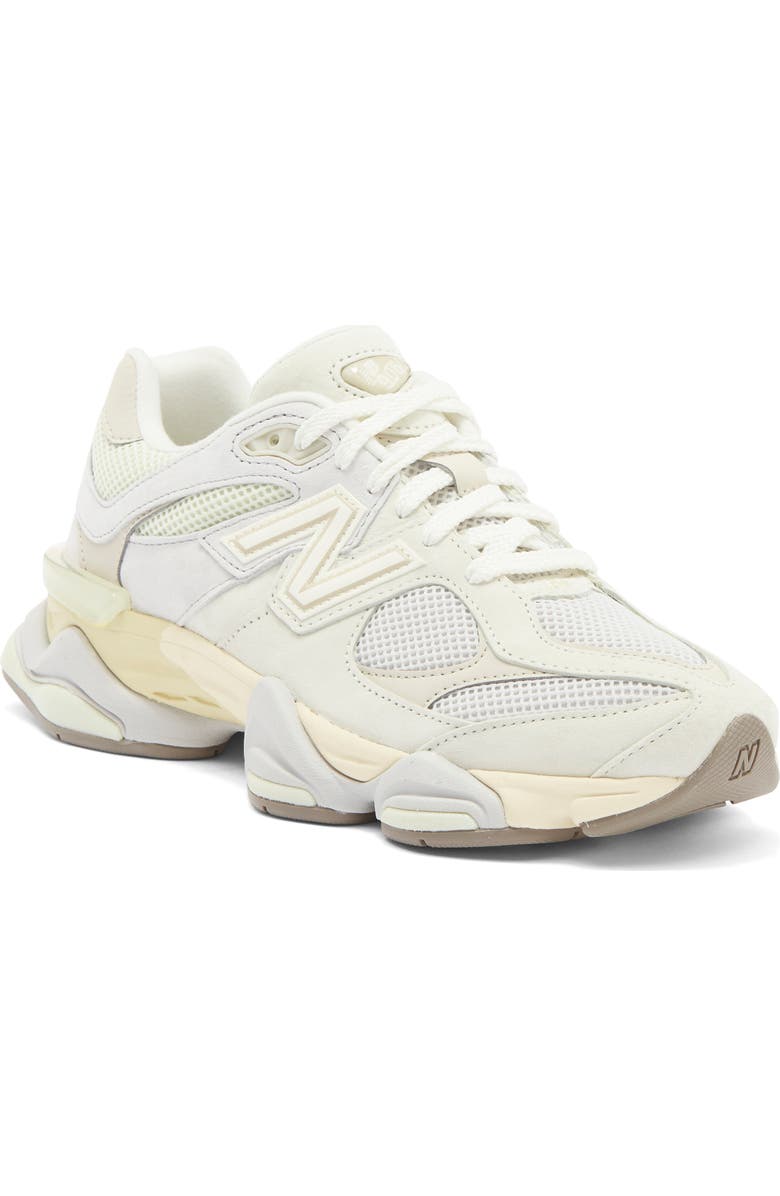 Gender Inclusive 9060 Sneaker