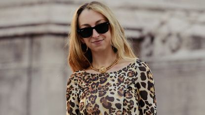 eyewear, sunglasses, hair, street fashion, glasses, face, shoulder, blond, lip, fashion,