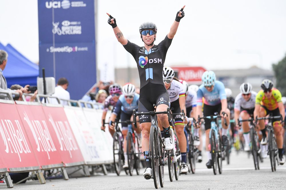 Lorena Wiebes (DSM) takes the win at stage five of the AJ Bell Women&#039;s Tour in Clacton, Essex