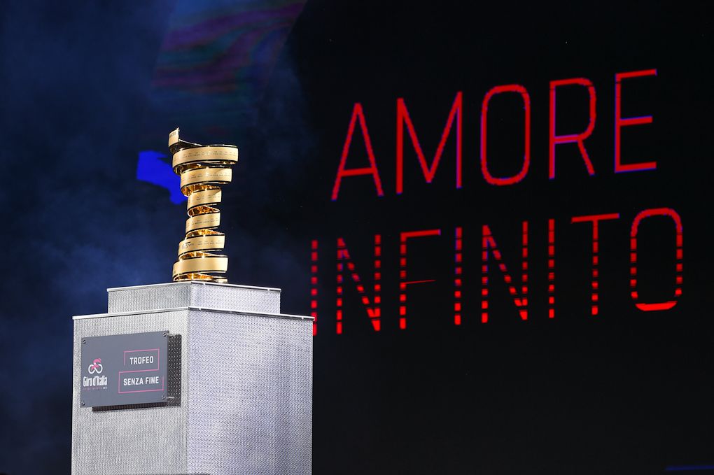 The Giro trophy makes an appearance at the team presentation