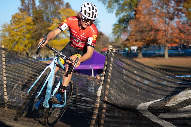Lance Hadiet (Donnelly Aevolo) rides through a challenging section of the course