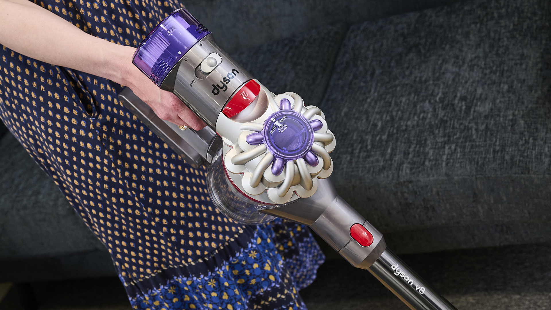 Dyson vacuums have one big problem and I don't understand why