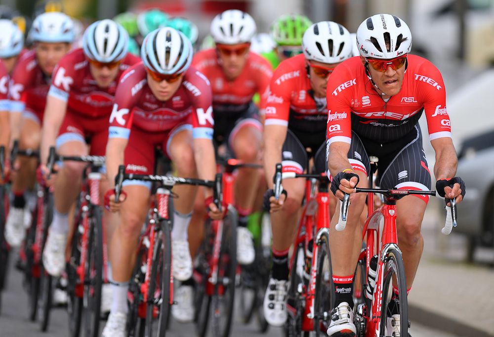 Jasper Stuyven drives the pace for Trek-Segafredo