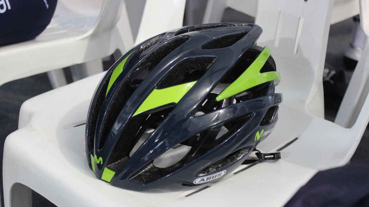 A closer look at Movistar's Abus helmet