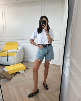 white-t-shirt-outfit-ideas