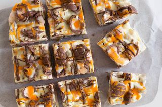 easter biscuits: creme egg white chocolate rocky road