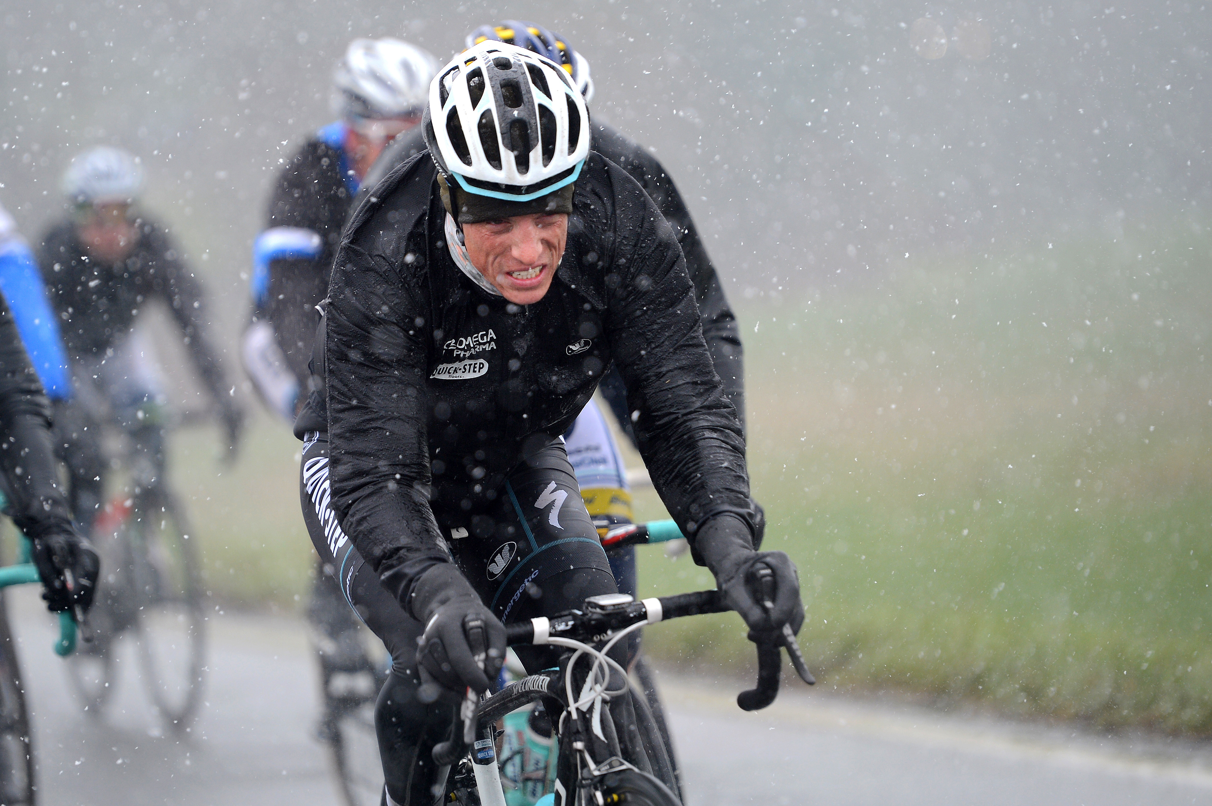 Sylvain Chavanel riding in the snow